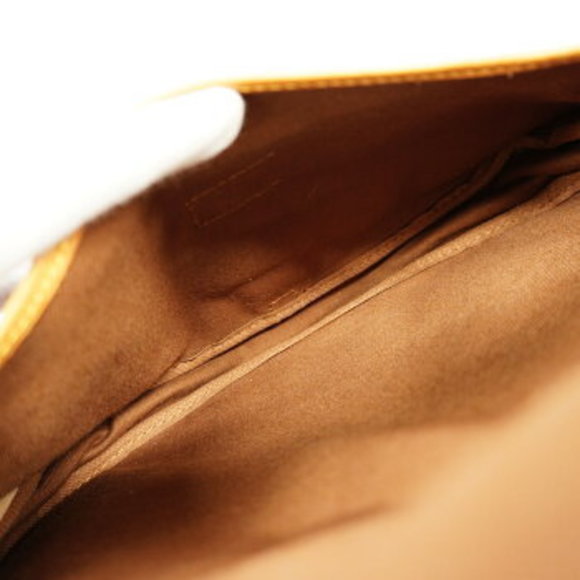 Louis Vuitton Monogram Saumur Shoulder Bag - Picture 13 of 14